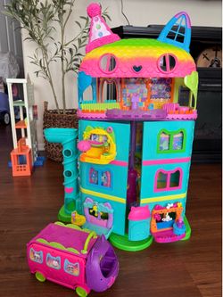 Gabby dollhouse
