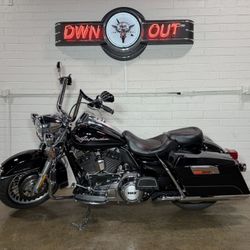 2013 Harley Davidson Road King FLHR