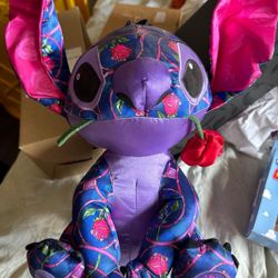 Stitch crashes Disney BATB