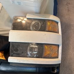 2017-2019 Chevy 2500 White Paint Matched Headlights 