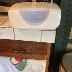Baby Wipes  Warmer works Well 