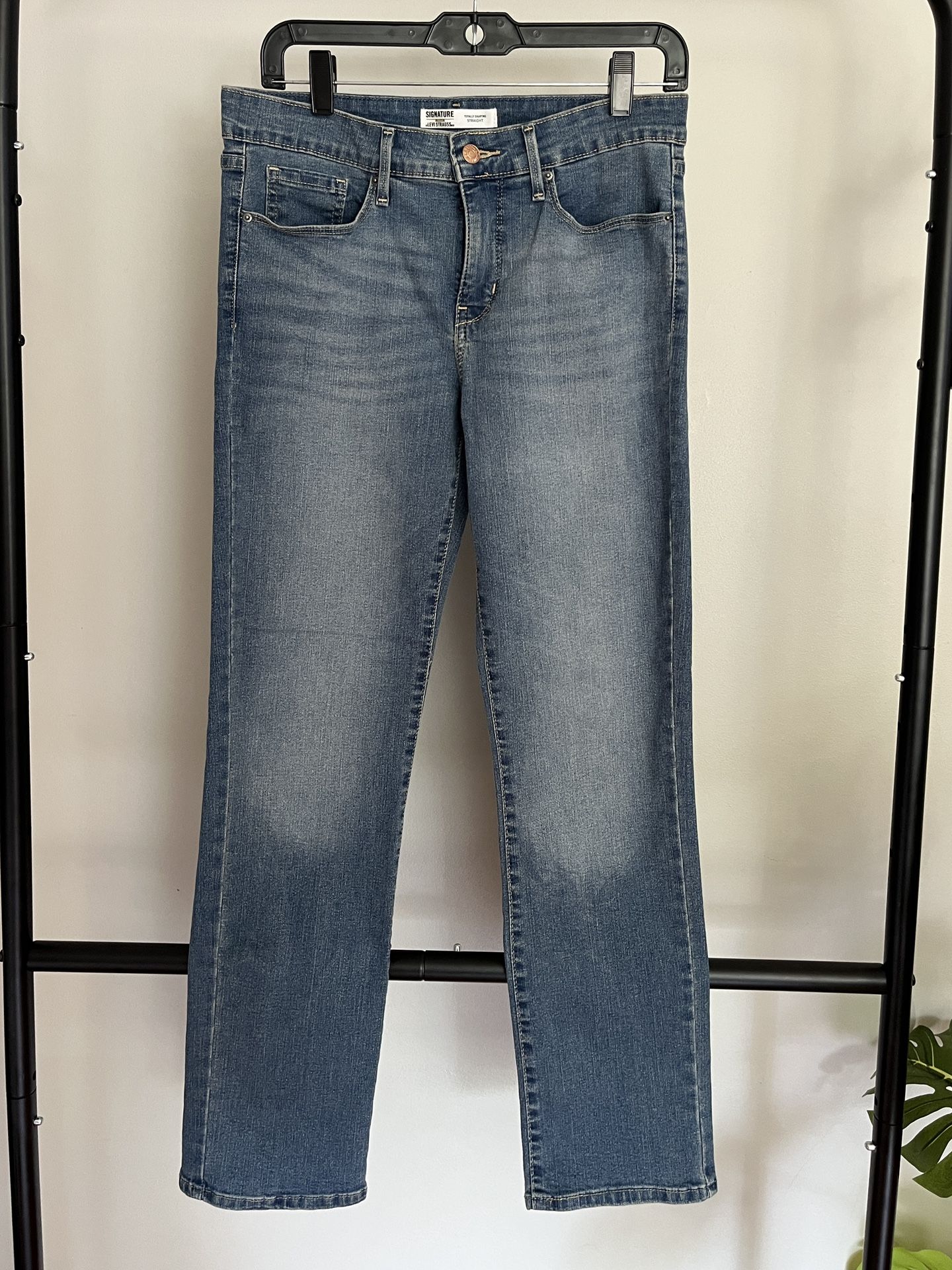 LEVI STRAUSS STRAIGHT LEG JEANS