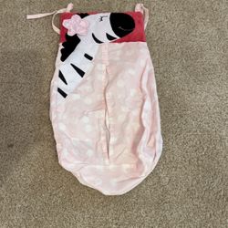 Kids clothes hamper hanger