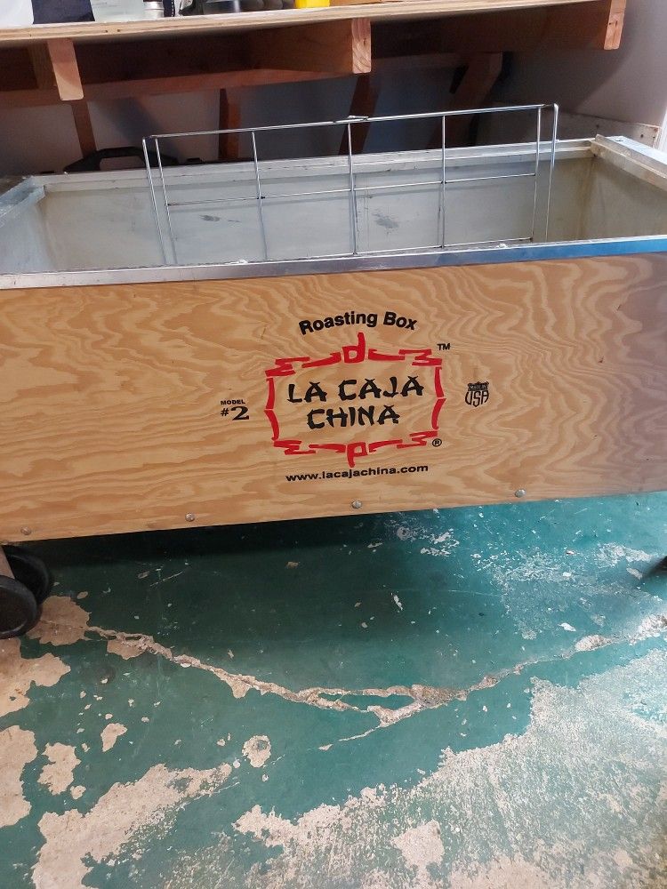 La Caja China #2. Pig Roast