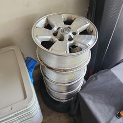 Whole Set Of Oem Rims For A 2018 4runner 