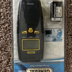 Seeker moisture meter