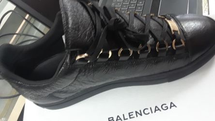 Balenciaga sneakers size 7