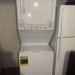 Ge Laundry Unit On Good Working Condition 