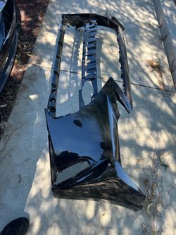 Lexus is350    front bumper 2021  to 2025  f sport