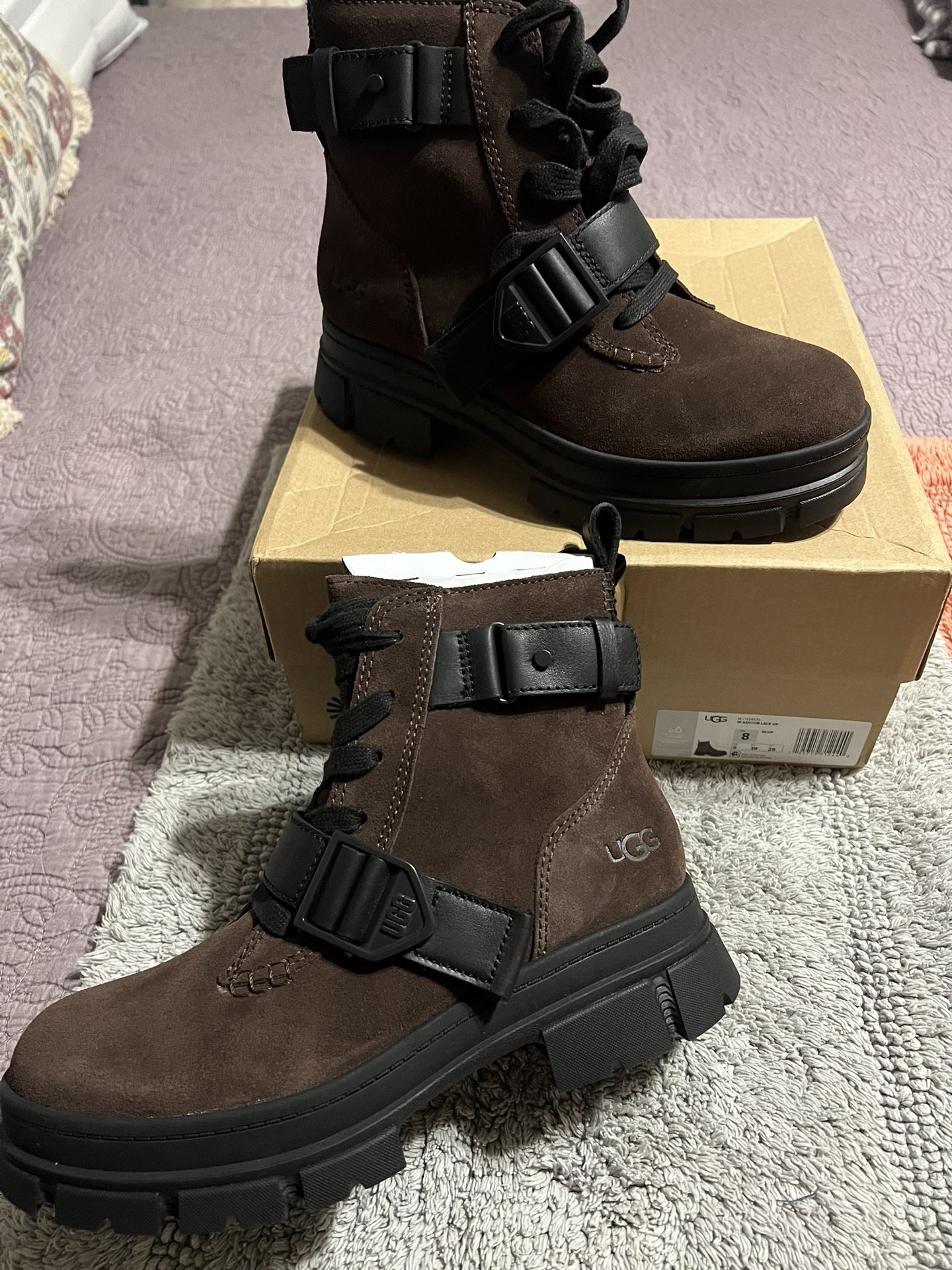 UGG Boots Never Worn Size 8     $100 OBO