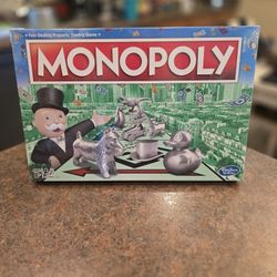 Hasbro•Classic Monopoly NEW!