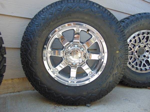 4 New 17X9 Chrome Gear Offroad 285 70 17 Nitto Nomad Grappler Tires *4PLY* *6LUG*"CHEVY*FORD* *TOYOTA*