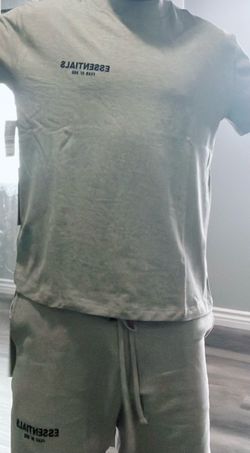 ESSENTIAL Fear of God Tee & short