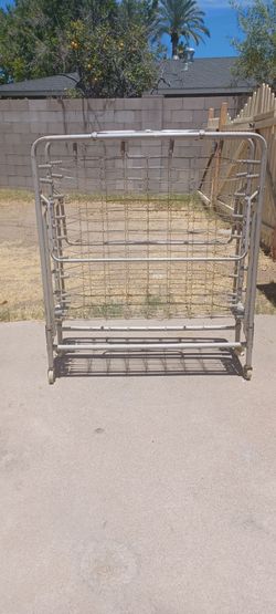 Portable Foldable Guest Bed Frame w/ Wheels