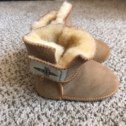 Surfer Baby Uggs…size 0-6 Months