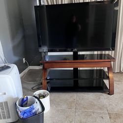 Tv And Tv Stand For Sale Moving Need It Gone Asap 