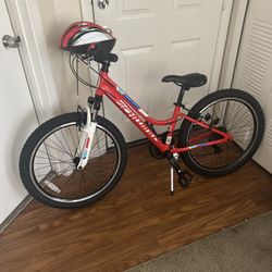 Schwinn Signature Girls' Cimarron mountain bike - Super Mint Condition