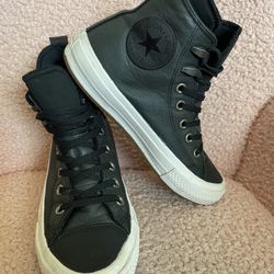 Converse Chuck Taylor All Star Leather High Top Sneaker