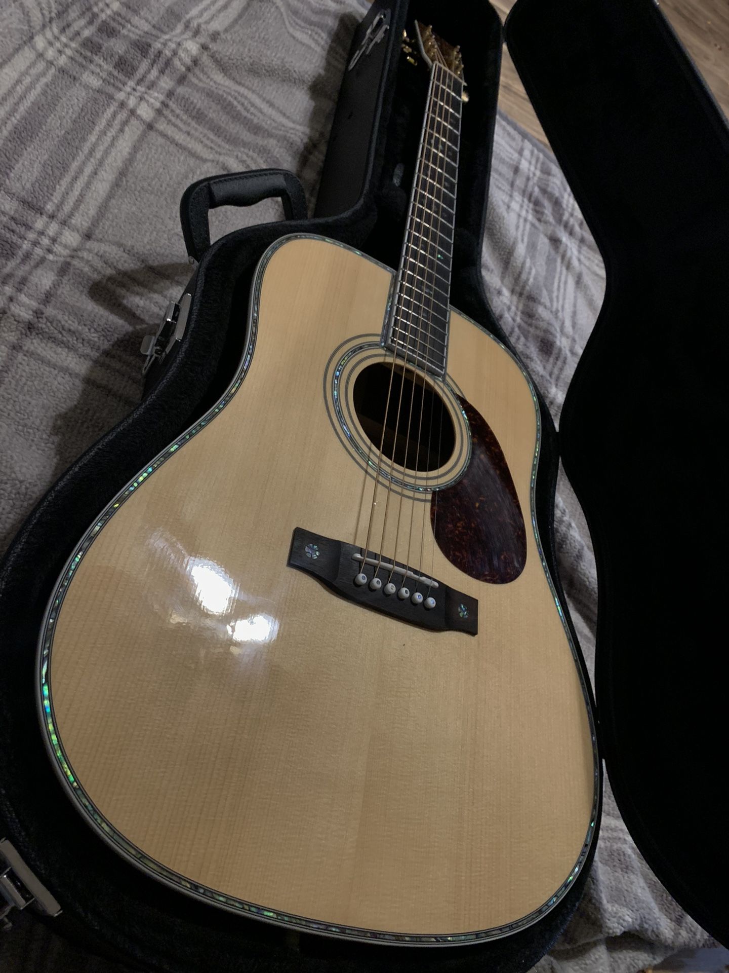 S Yairi Guitar