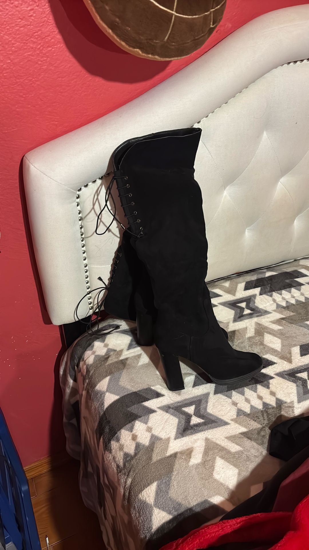 Size 8 Knee High Boots 