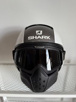 HELMET SHARK. DRAK TRIBUTE RM WHITE / VIOLET / SILVER