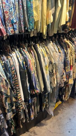 Open house Warehouse sale Sat And Sunday