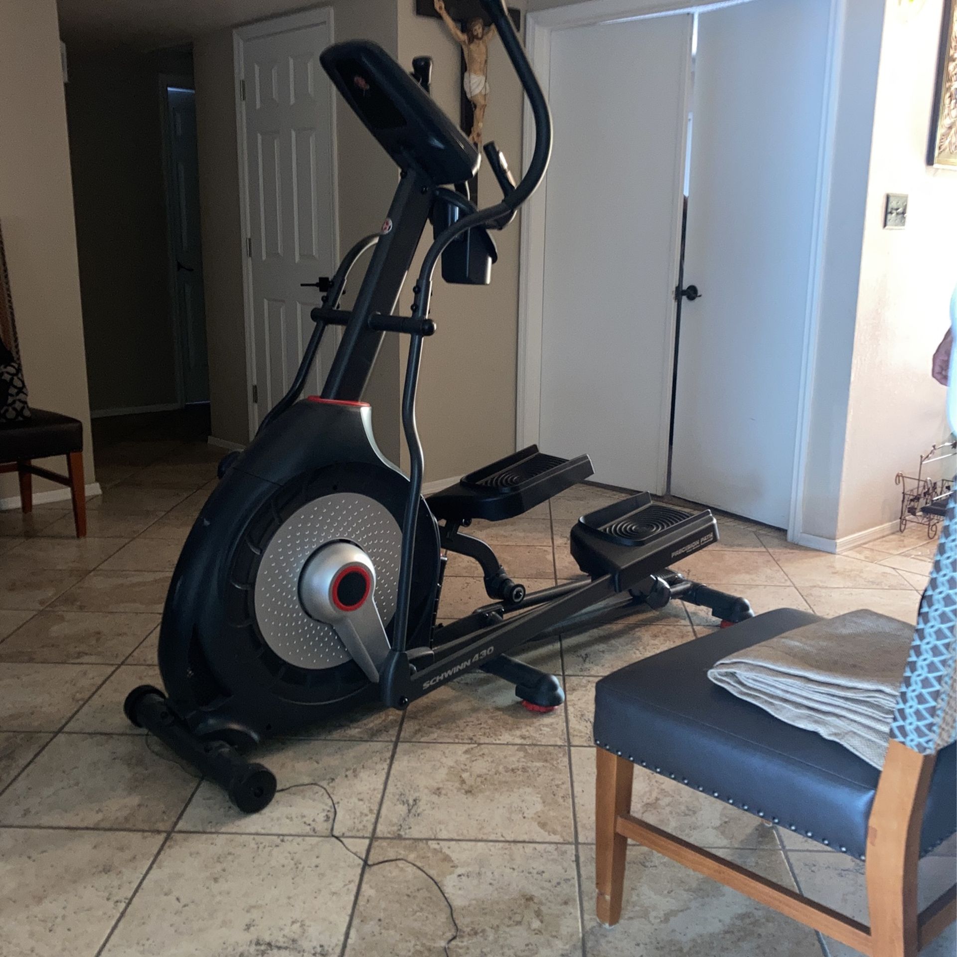 Precision Path Schwinn 430 Compact Elliptical Machine Schwinn