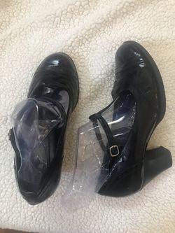 Women shoes