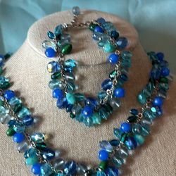 Joan Rivers stuning blue glass and semi precious stone necklace and bracelet 