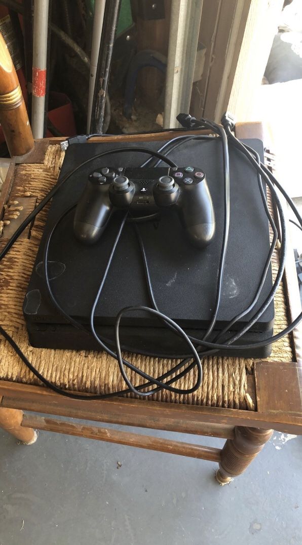 Ps4 With Cords + Controllers