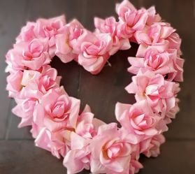 Valentine's Hearts And Wreath 