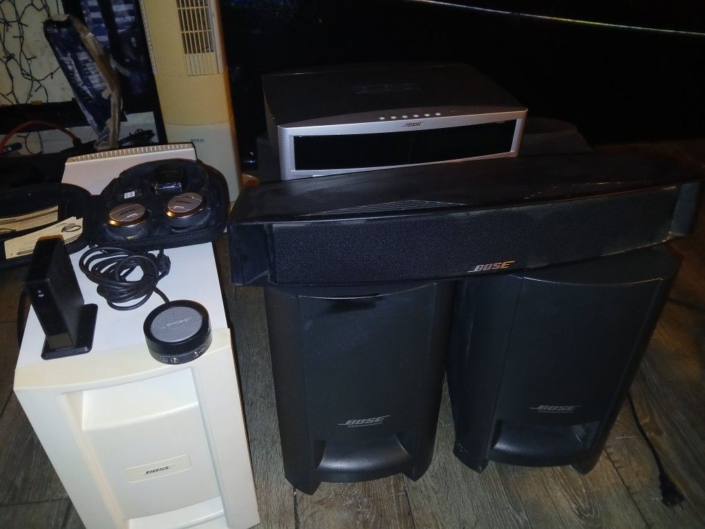 Bose Speaker Lot
