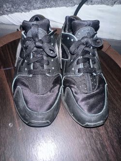 Nike Air Huarache Triple Black (Women's)
