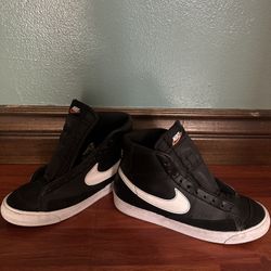 Nike Blazer Mid 
