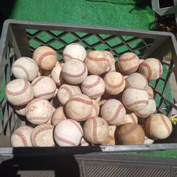 44 HARDBALL LEATHER BASEBALL BASEBALLS! only 120! Betta Hurry 😜😁