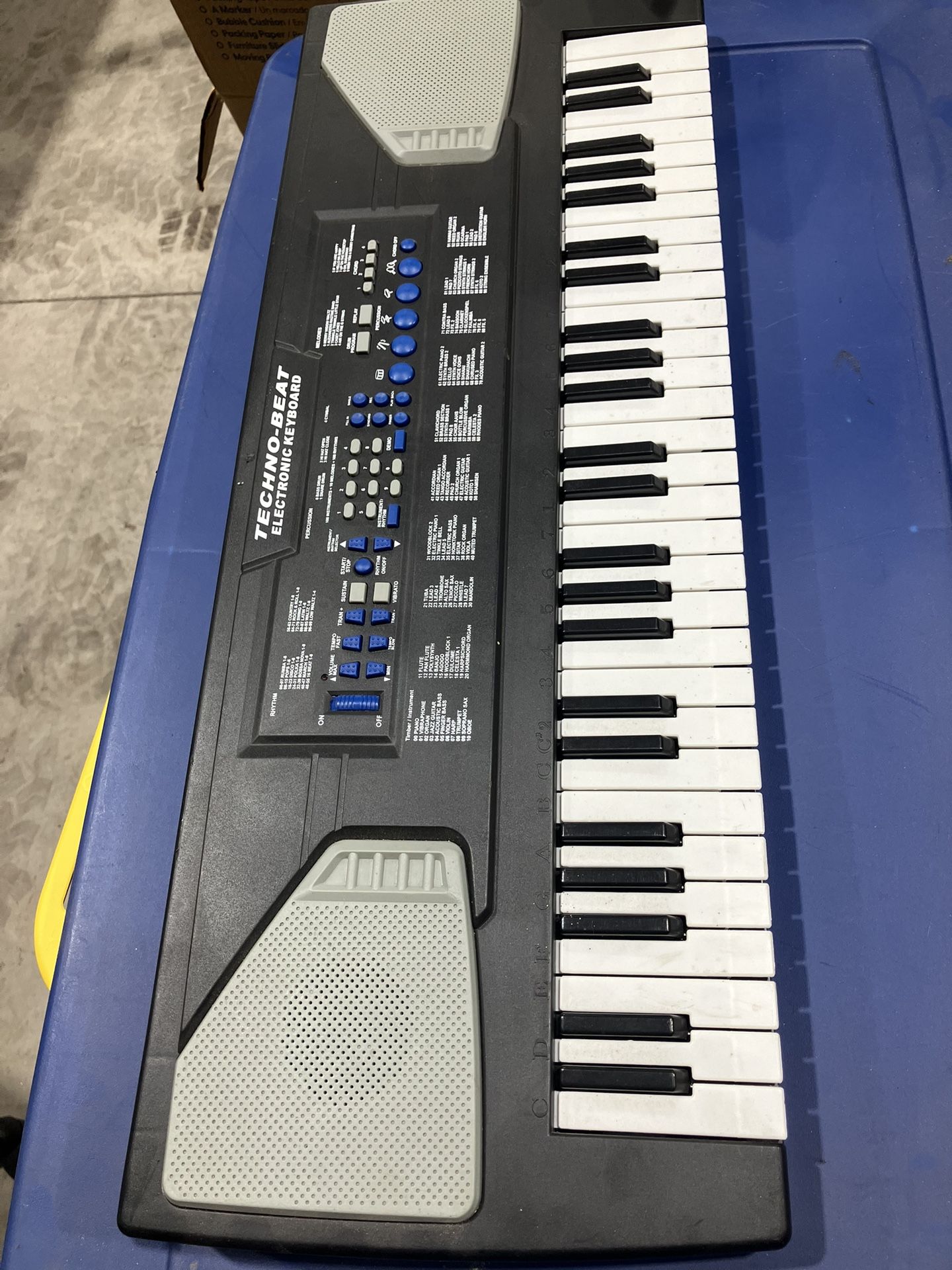 music keyboard