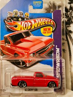 HOT WHEELS