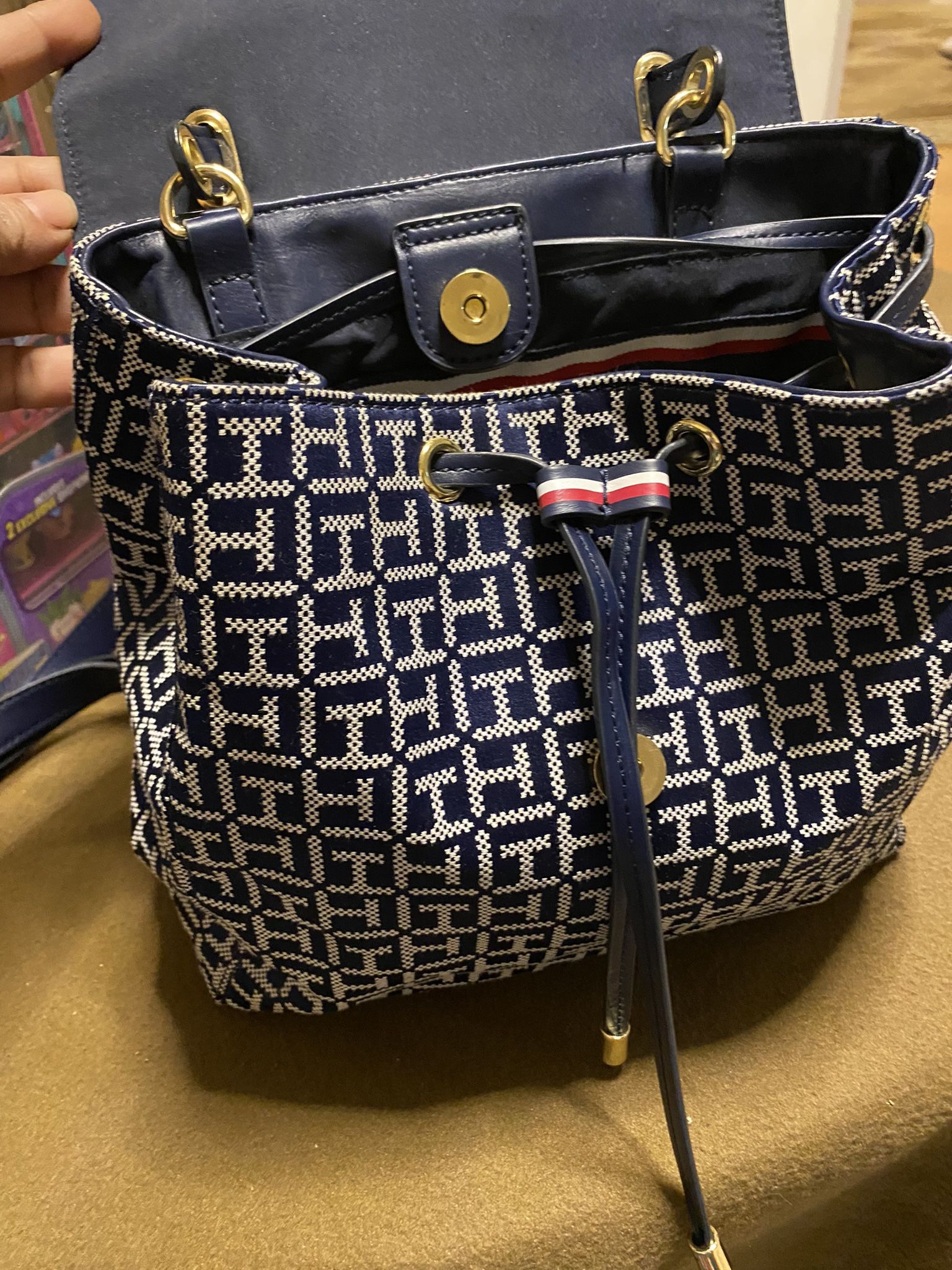 backpack tommy hilfiger women