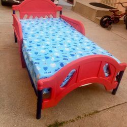 Kids Bed With Serta Mattress Included