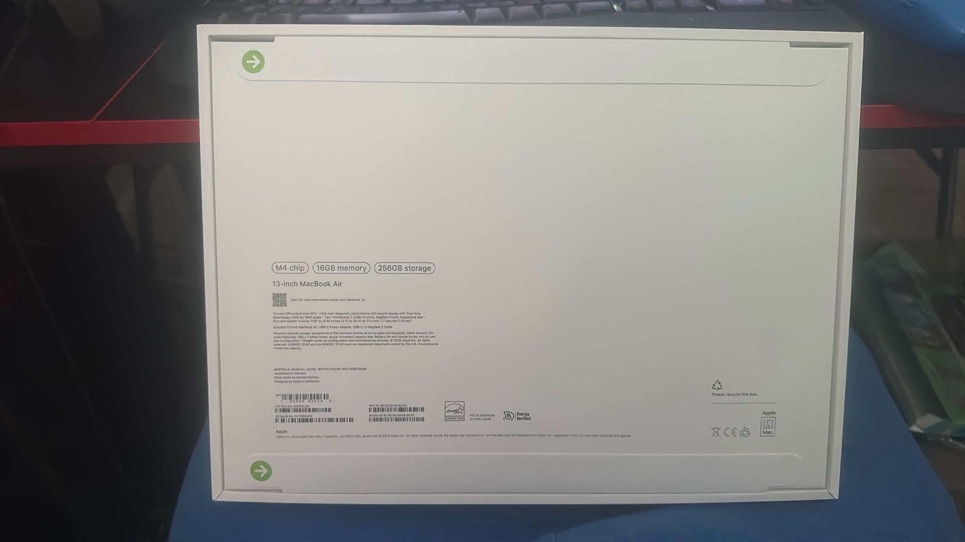 Macbook Air 13” M4 2025