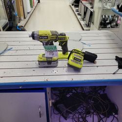 Ryobi Impact And Flashlight Combo