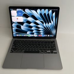 Apple MacBook Air 13 (2020 Model/ M1 chip) 8GB Memory 128GB storage great laptop (98% battery) 