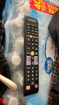 Samsung 40” smart tv $25 works perfect