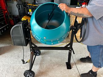 New Hoteche 5.5L electric cement mixer. $320 built. Try before you buy. Pickup only.