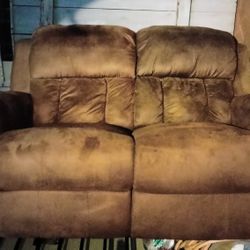 FREE Loveseat Duel Reclining Sofa / Couch / Good Condition Furniture Free Stuff