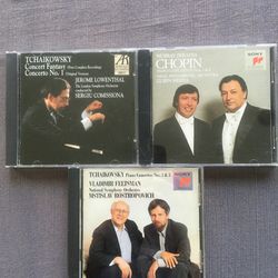 Classical Music Piano Concertos Played By Three Virtuosos, lot/3 CDs excellent conditions. Murray Perahia Plays Chopin Concertos No.s 1& 2, Israel Phi