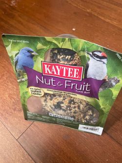 Brand New Kaytee Nut & Fruit Treat Bell bird food