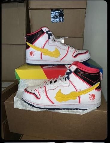 Brand New Men's Nike SB Dunk High RX-0 Unicorn Gundam Size 10.5