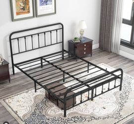 Full size metal bedframe new