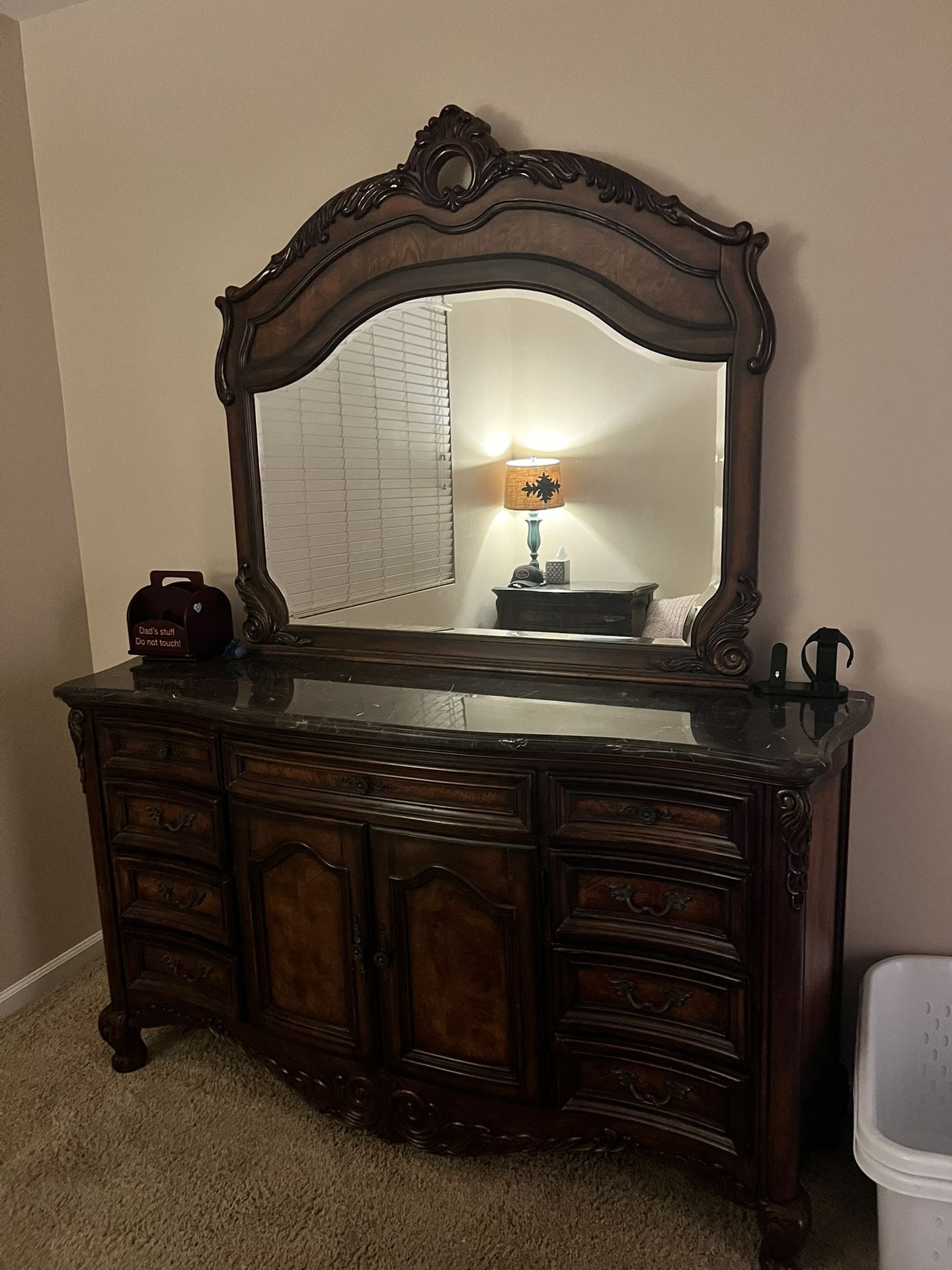 Dresser W/ Mirror & Nightstand